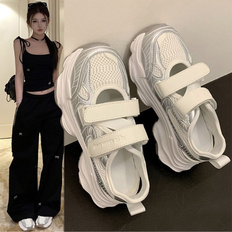 Sandali con Plateau Traforati  - Velcro Strap Sandal recensione e prezzo