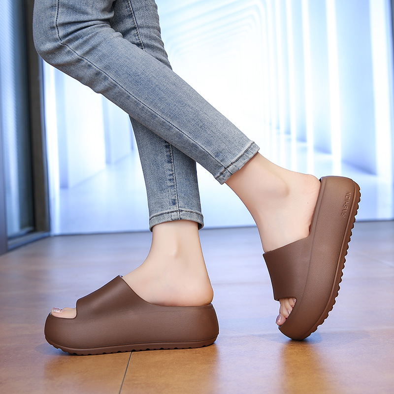 Ciabatte Unisex 2026 Cloud Cus - Men Shoes Style recensione e prezzo