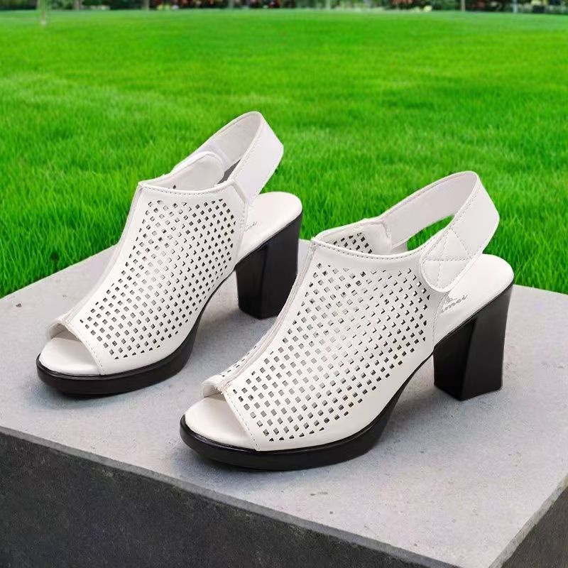 Sandali da donna con tacco alt - Velcro Strap Sandal recensione e prezzo